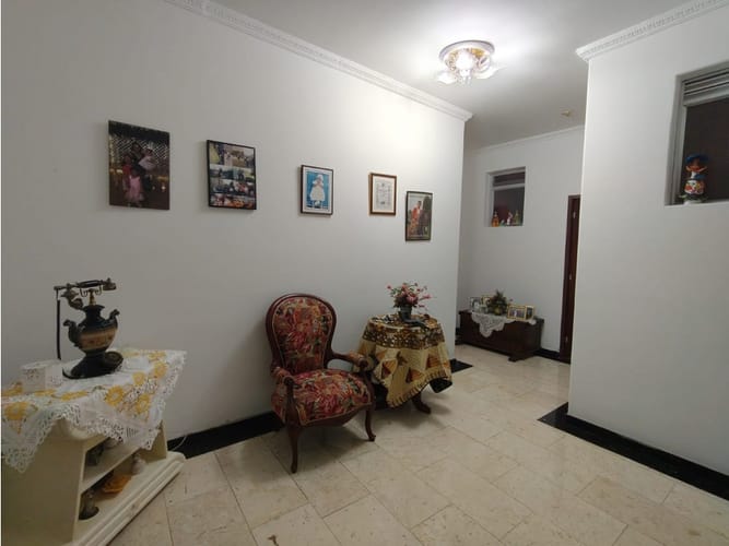 Apartamento de 5 alcobas en venta en Alhambra, Bogotá, 253 m² · foto 16 de 24