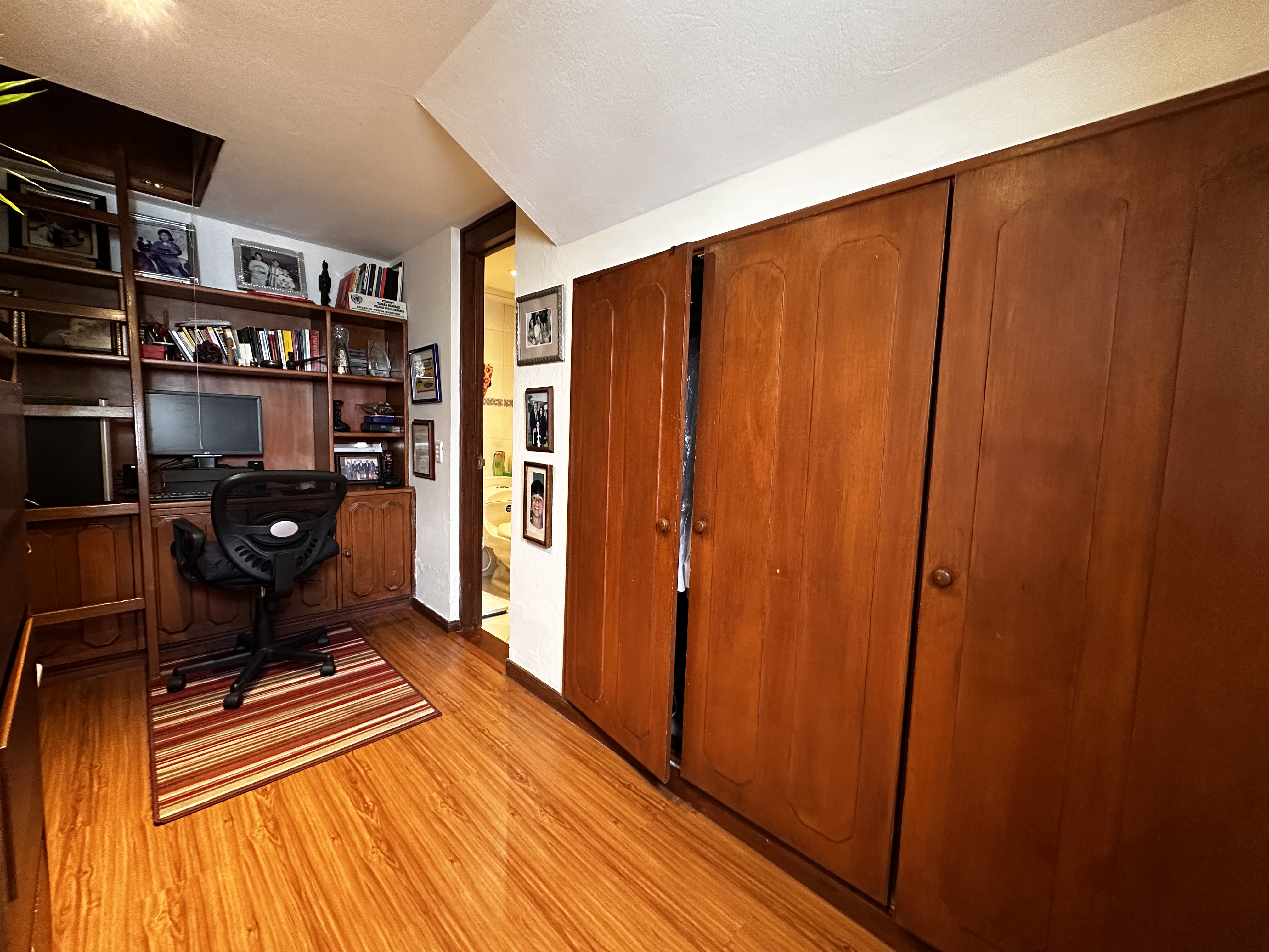 Casa en venta en Cerros De Suba, Bogotá · foto 8 de 12