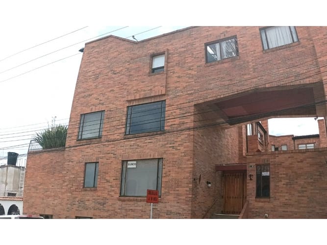 Casa en venta en Bosques Del Marques, Bogotá · foto 5 de 23