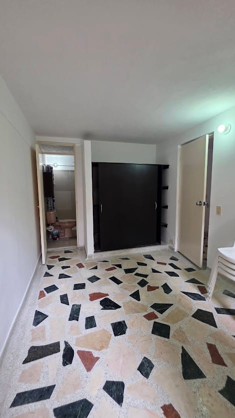 Casa de 5 alcobas en venta en Picaleña Y Mirolindo, Ibagué, 139 m² · foto 3 de 22