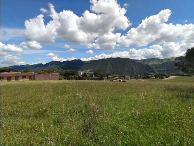 Lote en venta en Centro, La Calera, 37500 m² · foto 3 de 13