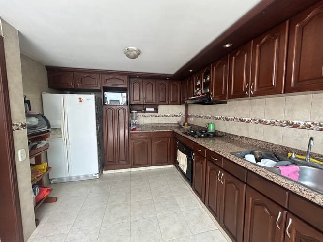 Casa de 4 alcobas en venta en La Floresta, Bogotá, 170 m² · foto 6 de 17