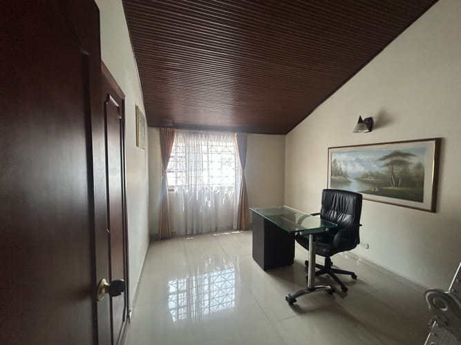 Casa de 4 alcobas en venta en La Floresta, Bogotá, 170 m² · foto 14 de 17