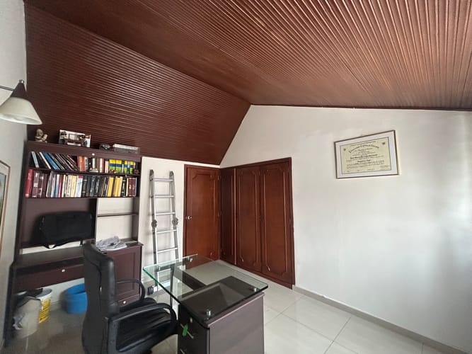 Casa de 4 alcobas en venta en La Floresta, Bogotá, 170 m² · foto 15 de 17