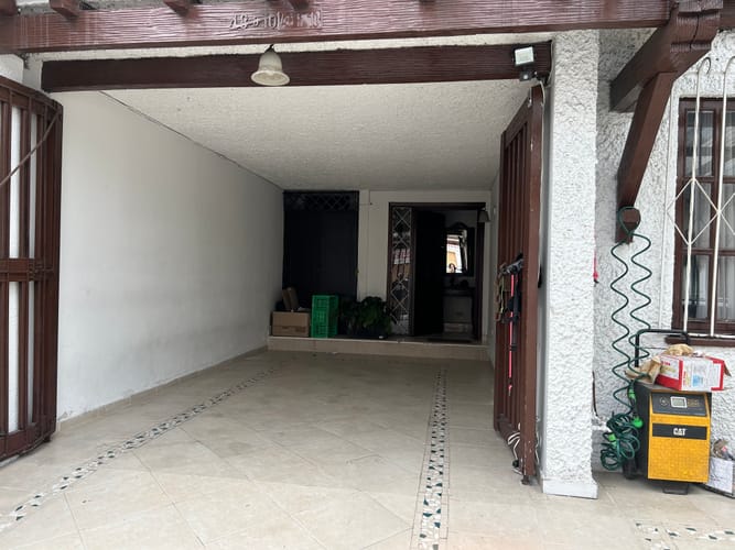 Casa de 4 alcobas en venta en La Floresta, Bogotá, 170 m² · foto 16 de 17