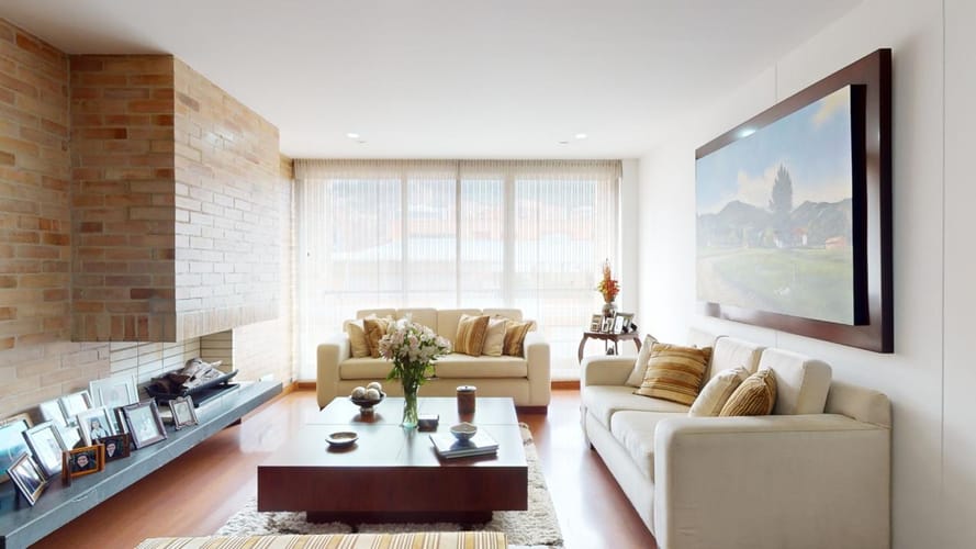 Apartamento de 3 alcobas en venta en Santa Barbara, Bogotá, 132 m² · foto 2 de 13