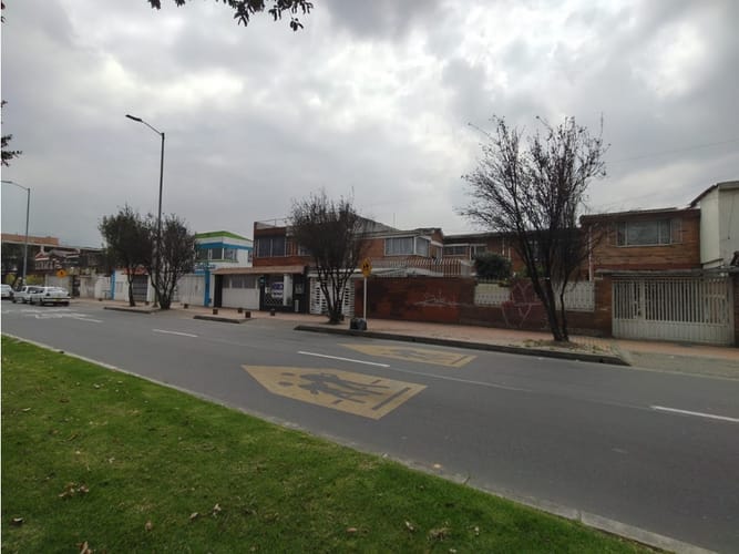 Casa en venta en La Esmeralda, Bogotá · foto 13 de 13