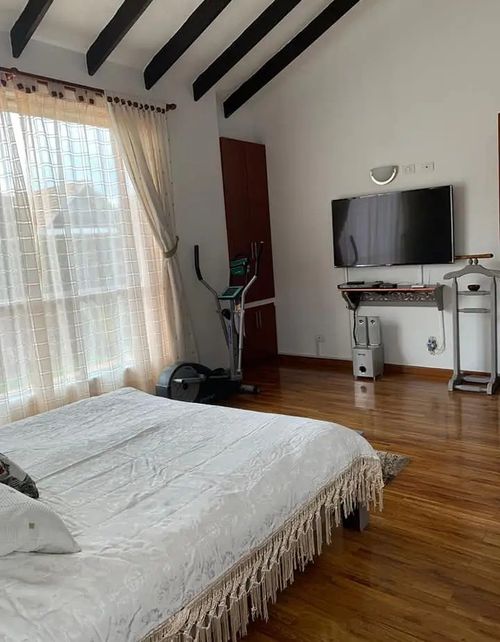 Finca en venta en Fonquetá, Chía, 220 m² · foto 4 de 11
