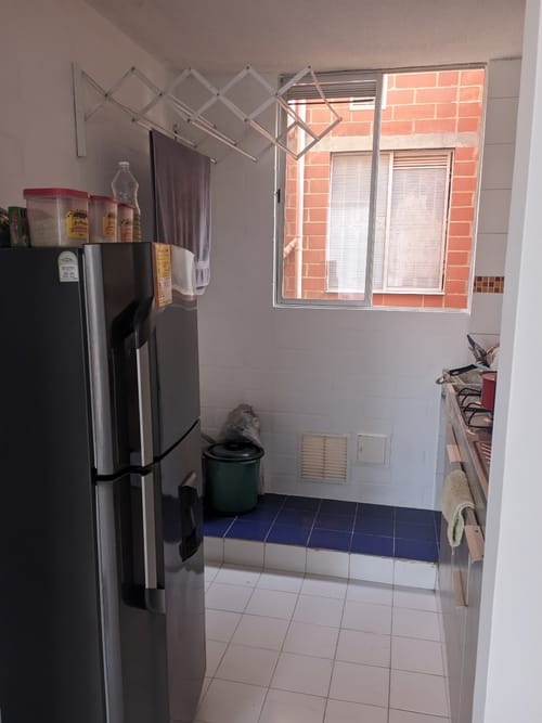 Apartamento de 2 alcobas en venta en Ricaurte, 54 m² · foto 2 de 14