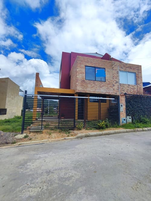 Casa de 3 alcobas en venta en La Fuente, Tocancipá, 136 m² · foto 4 de 9