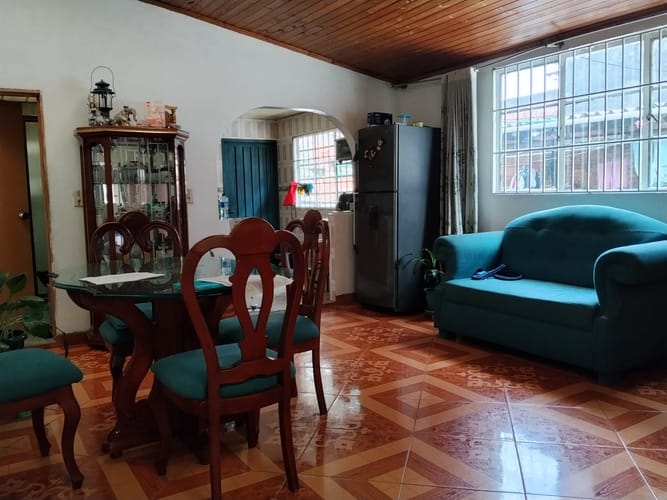 Casa en venta en Engativá, Bogotá · foto 2 de 7