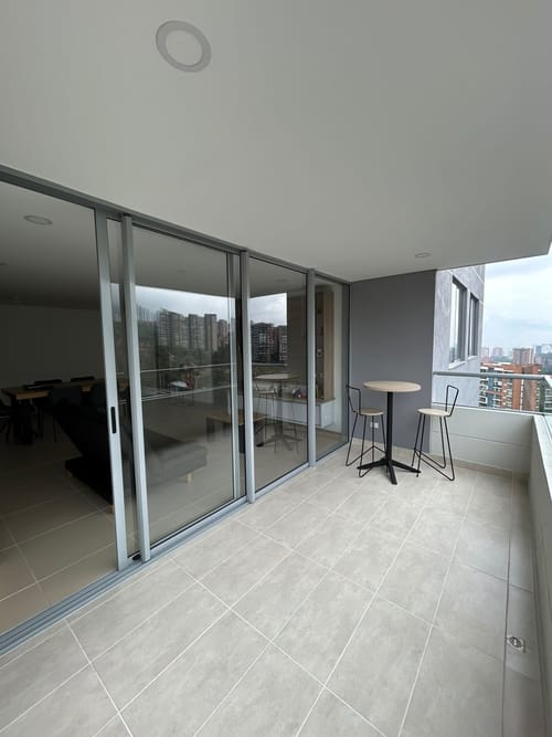 Apartamento de 3 alcobas en venta en Uribe Angel, Envigado, 115 m² · foto 8 de 19