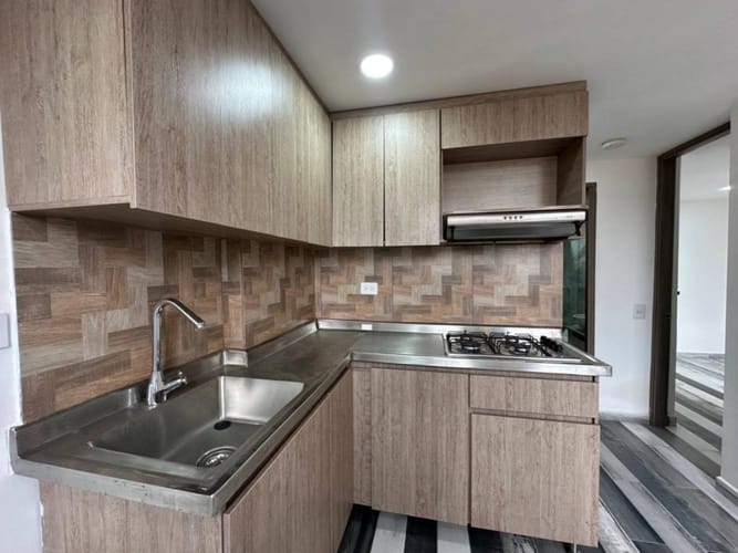 Apartamento de 2 alcobas en arriendo en Laureles, Medellín, 45 m² · foto 3 de 15