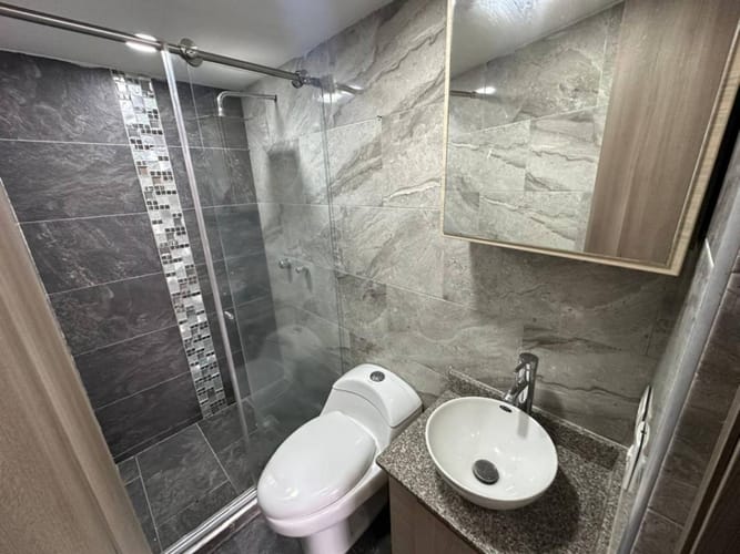 Apartamento de 2 alcobas en arriendo en Laureles, Medellín, 45 m² · foto 8 de 15