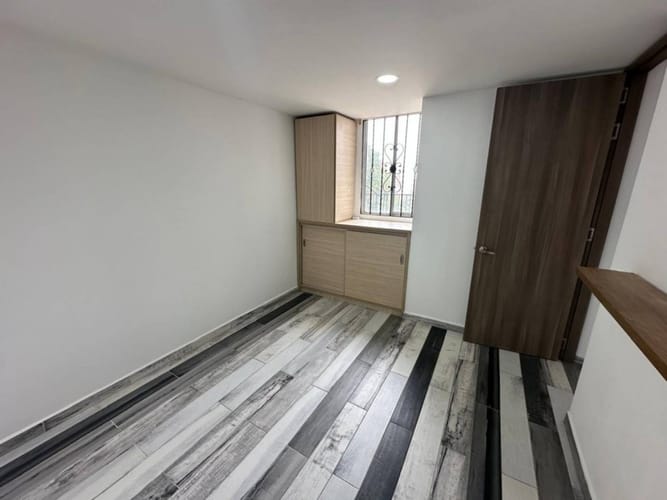Apartamento de 2 alcobas en arriendo en Laureles, Medellín, 45 m² · foto 14 de 15