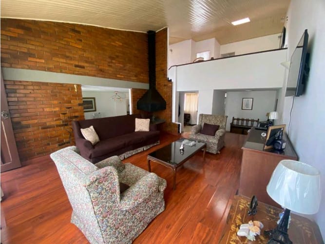 Casa de 3 alcobas en venta en Pontevedra, Bogotá, 288 m² · foto 7 de 24