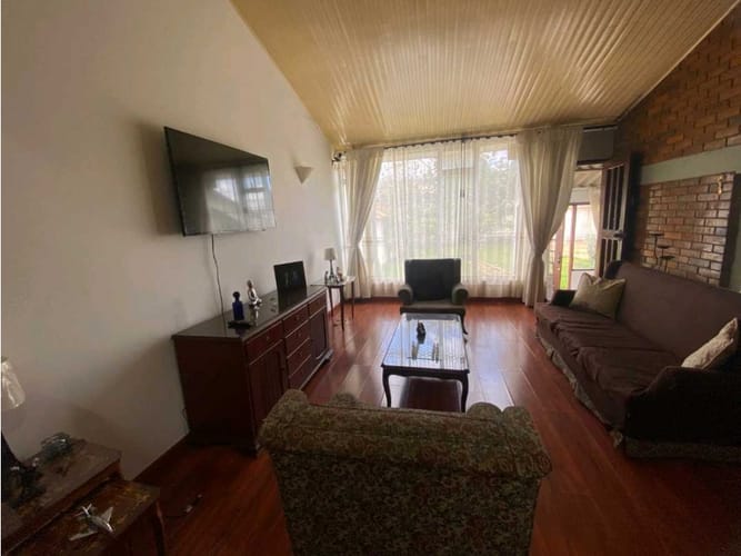 Casa de 3 alcobas en venta en Pontevedra, Bogotá, 288 m² · foto 8 de 24