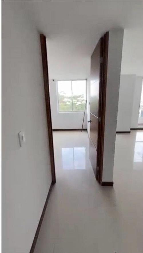 Apartamento de 2 alcobas en venta en Fundadores, Armenia, 60 m² · foto 5 de 10