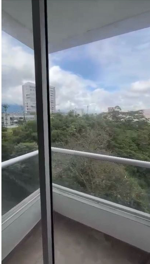 Apartamento de 2 alcobas en venta en Fundadores, Armenia, 60 m² · foto 2 de 10