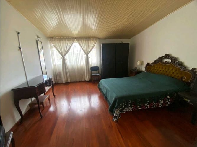 Casa de 3 alcobas en venta en Pontevedra, Bogotá, 288 m² · foto 13 de 24