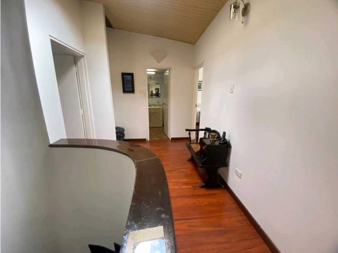 Casa de 3 alcobas en venta en Pontevedra, Bogotá, 288 m² · foto 23 de 24