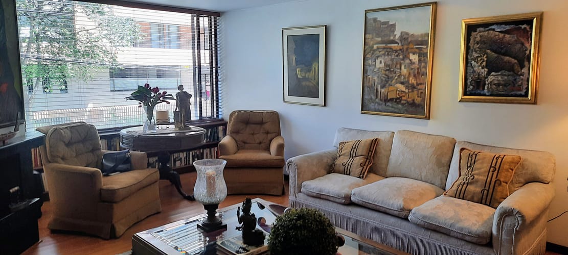 Apartamento de 2 alcobas en venta en Santa Barbara, Bogotá, 156 m² · foto 3 de 14