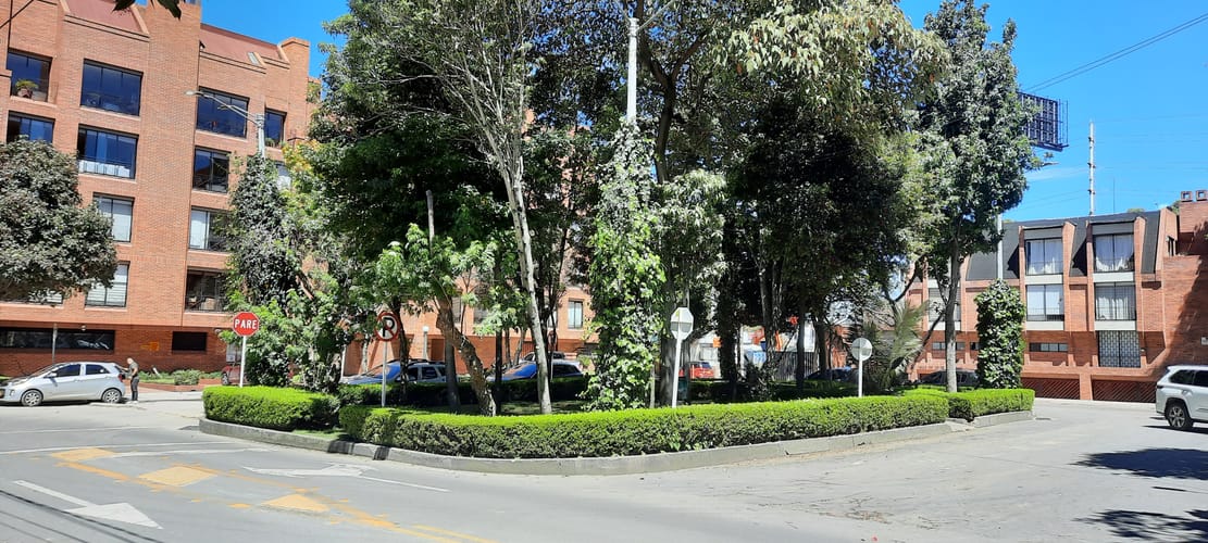 Apartamento de 2 alcobas en venta en Santa Barbara, Bogotá, 156 m² · foto 14 de 14