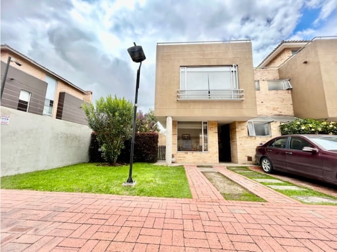Casa de 3 alcobas en venta en Fredonia, Chía, 161 m² · foto 3 de 22