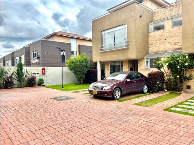 Casa de 3 alcobas en venta en Fredonia, Chía, 161 m² · foto 4 de 22