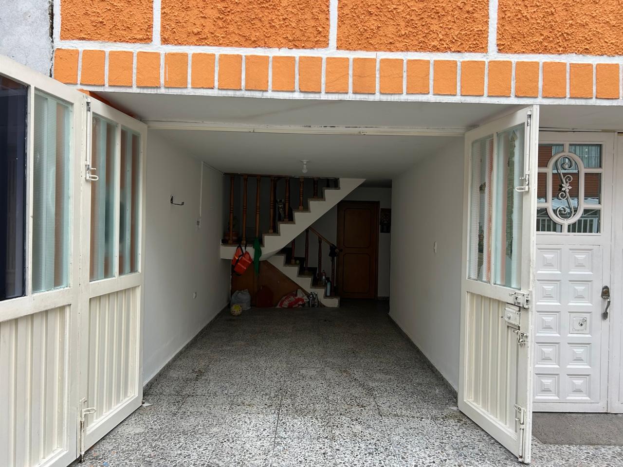 Casa en venta en Engativá, Bogotá · foto 4 de 19