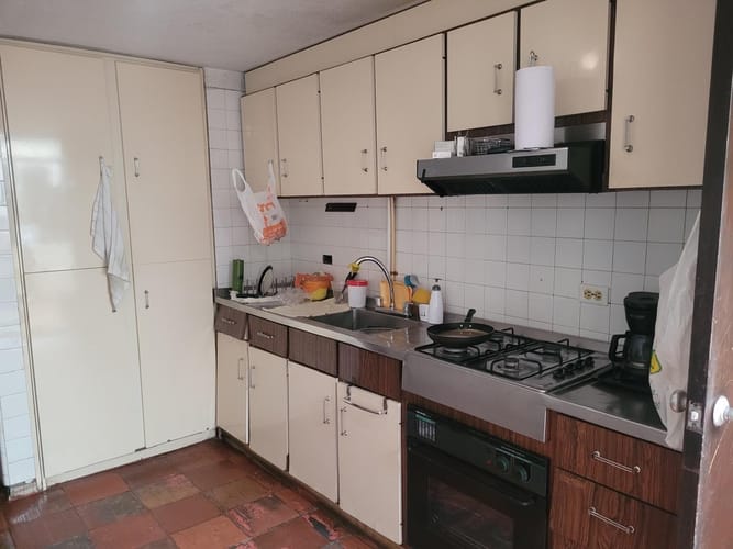 Casa de 3 alcobas en venta en Santa Barbara, Bogotá, 283 m² · foto 9 de 16