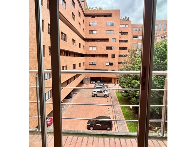 Apartamento de 2 alcobas en venta en Santa Barbara, Bogotá, 114 m² · foto 7 de 19
