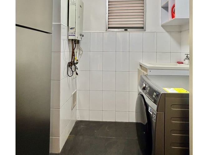 Apartamento de 2 alcobas en venta en Santa Barbara, Bogotá, 114 m² · foto 10 de 19