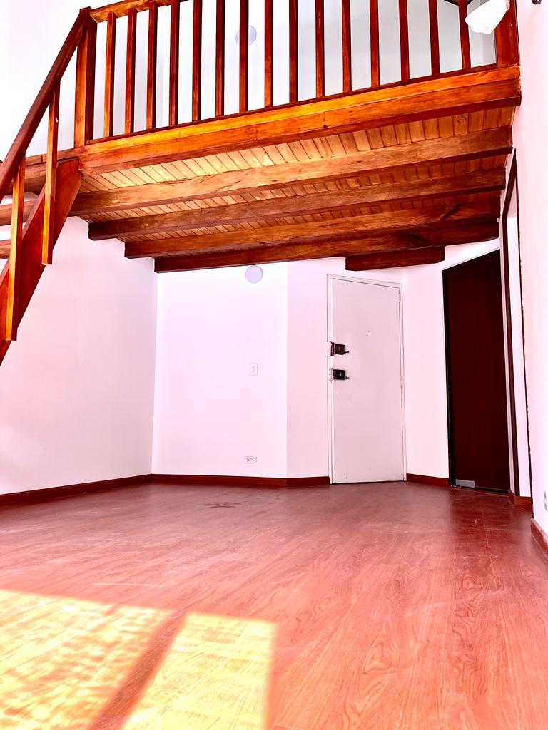 Apartamento en venta en Cedritos, Bogotá · foto 2 de 14