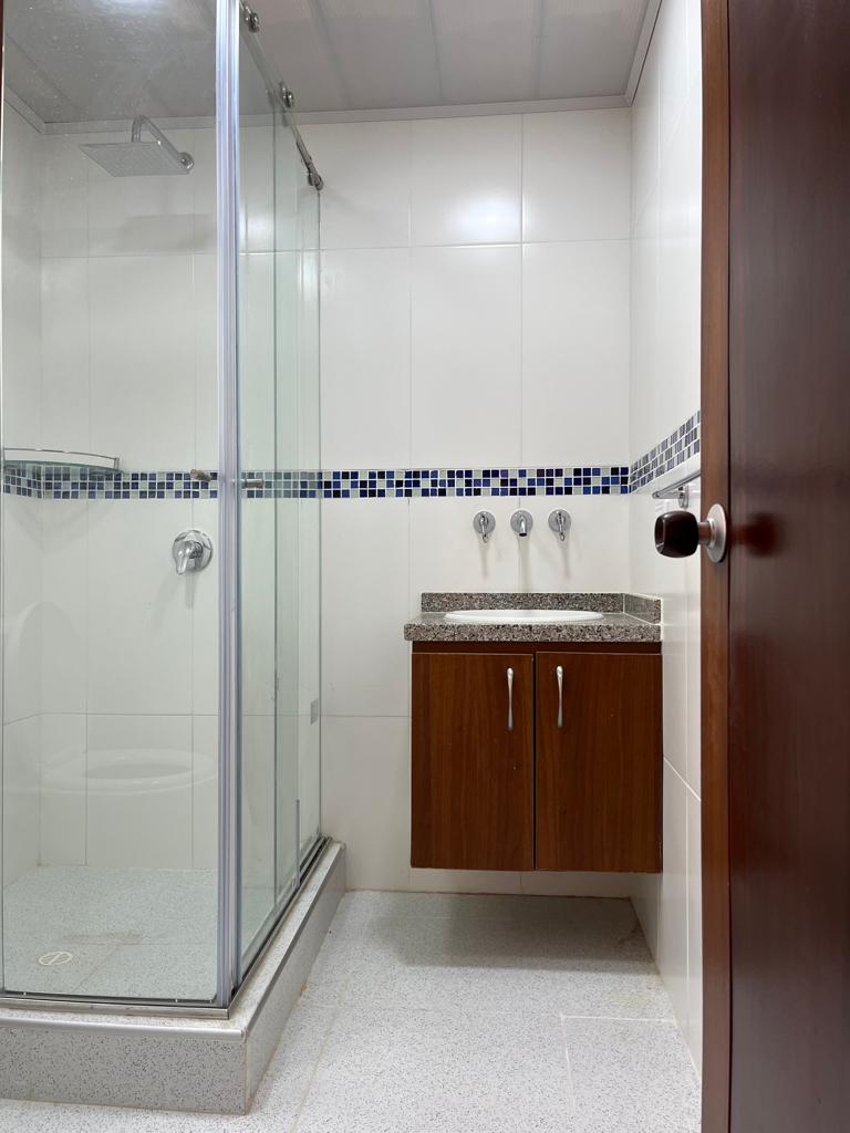 Apartamento en venta en Cedritos, Bogotá · foto 10 de 14