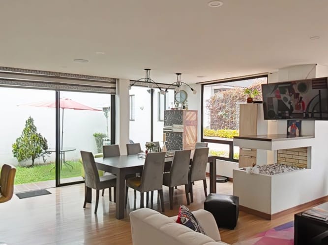 Casa de 3 alcobas en venta en Siberia, Cota, 286 m² · foto 3 de 19
