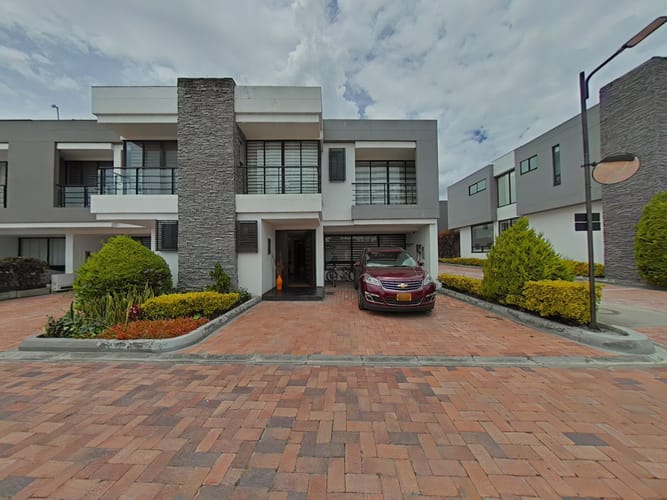 Casa de 3 alcobas en venta en Siberia, Cota, 286 m² · foto 15 de 19