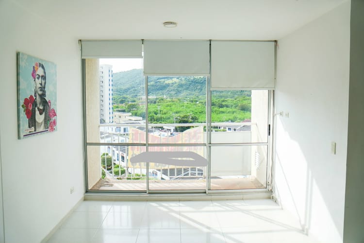 Apartamento de 3 alcobas en venta en Girardot, Girardot, 52 m² · foto 2 de 11