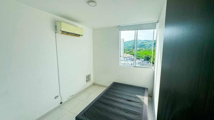 Apartamento de 3 alcobas en venta en Girardot, Girardot, 52 m² · foto 4 de 11