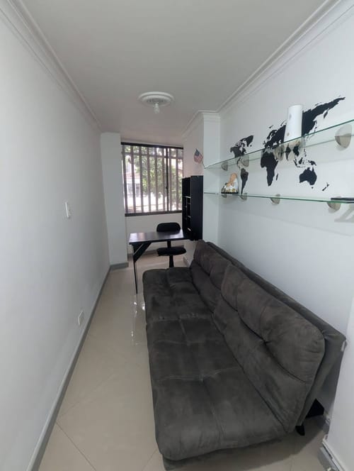 Apartamento de 2 alcobas en arriendo en Laureles, Medellín, 154 m² · foto 4 de 22
