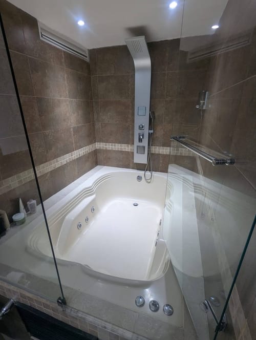 Apartamento de 2 alcobas en arriendo en Laureles, Medellín, 154 m² · foto 18 de 22
