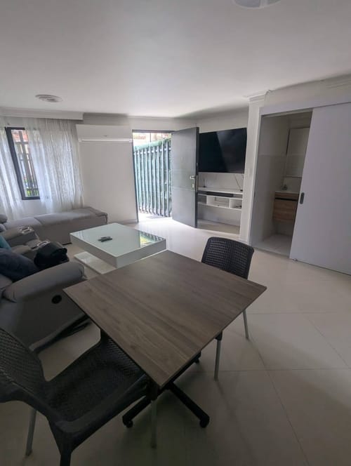 Apartamento de 2 alcobas en arriendo en Laureles, Medellín, 154 m² · foto 19 de 22