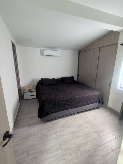Apartamento de 2 alcobas en arriendo en Laureles, Medellín, 96 m² · foto 7 de 17