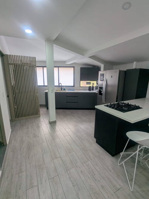 Apartamento de 2 alcobas en arriendo en Laureles, Medellín, 96 m² · foto 16 de 17