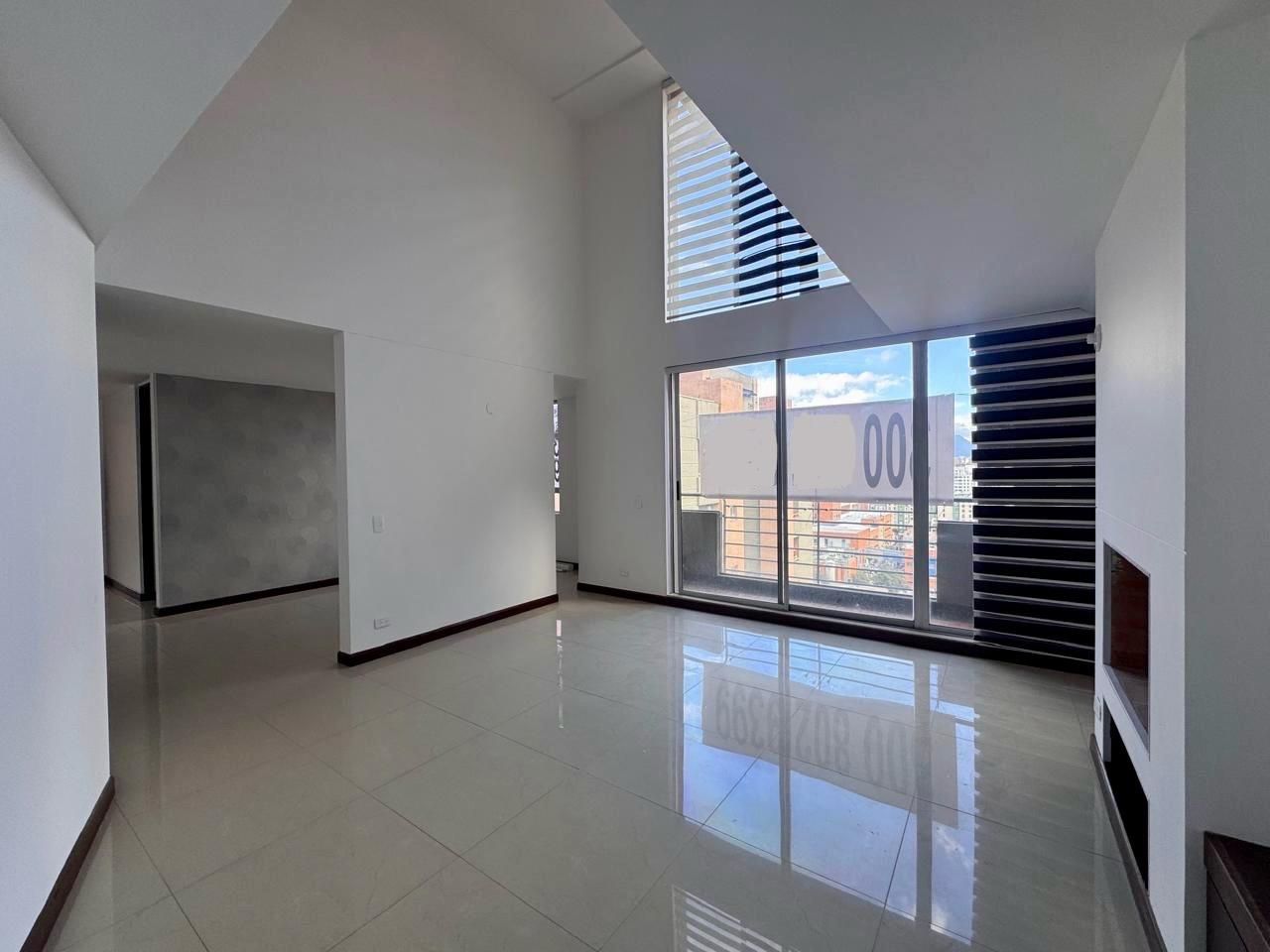Apartamento en venta en Villas De Aranjuez, Bogotá · foto 2 de 18