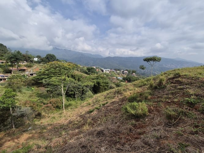 Lote en venta en La Reforma, Cali, 2060 m² · foto 3 de 6