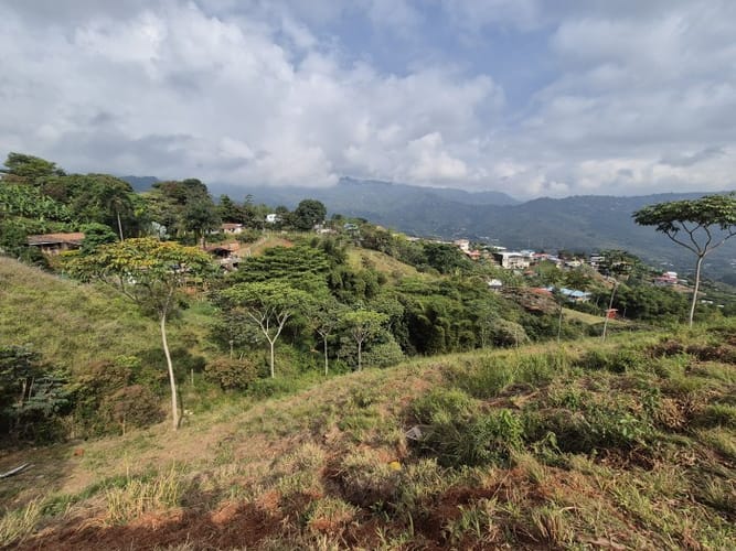 Lote en venta en La Reforma, Cali, 2060 m² · foto 4 de 6