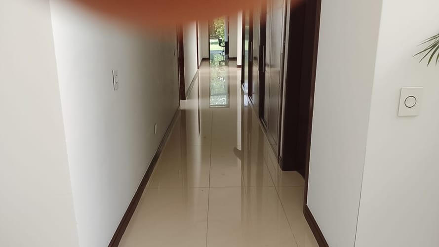 Casa de 8 alcobas en venta en Puerto Caldas, Pereira, 1100 m² · foto 3 de 8