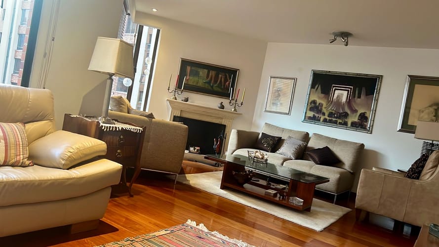 Apartamento de 3 alcobas en venta en Santa Barbara, Bogotá, 157 m² · foto 8 de 8