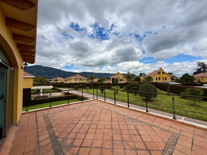 Casa de 6 alcobas en venta en Pueblo Viejo, Cota, 440 m² · foto 18 de 24